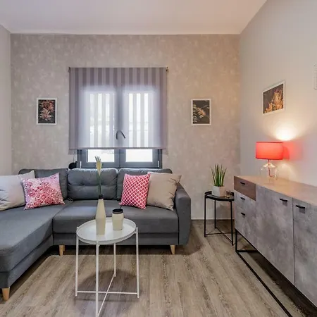 Cosy In The Heart Of The Centre Apartment