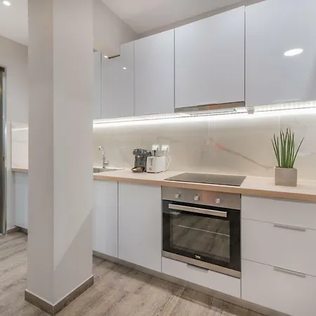 Cosy In The Heart Of The Centre Apartment *